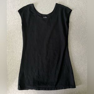 Black T-shirt